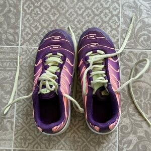 Nike Kids Sneakers Purple and Pink